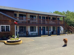 المنشأة من الخارج