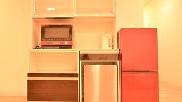 Mini-fridge, microwave, cookware/dishes/utensils