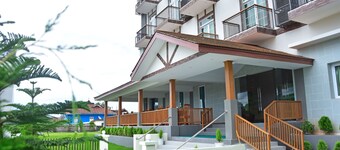 卡勞 Silver Pine 飯店