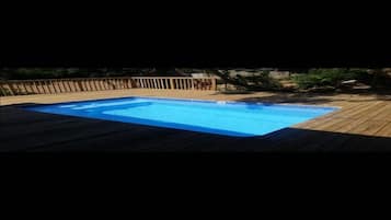 Piscine extérieure