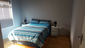 5 soverom, wi-fi (inkludert) og sengetøy