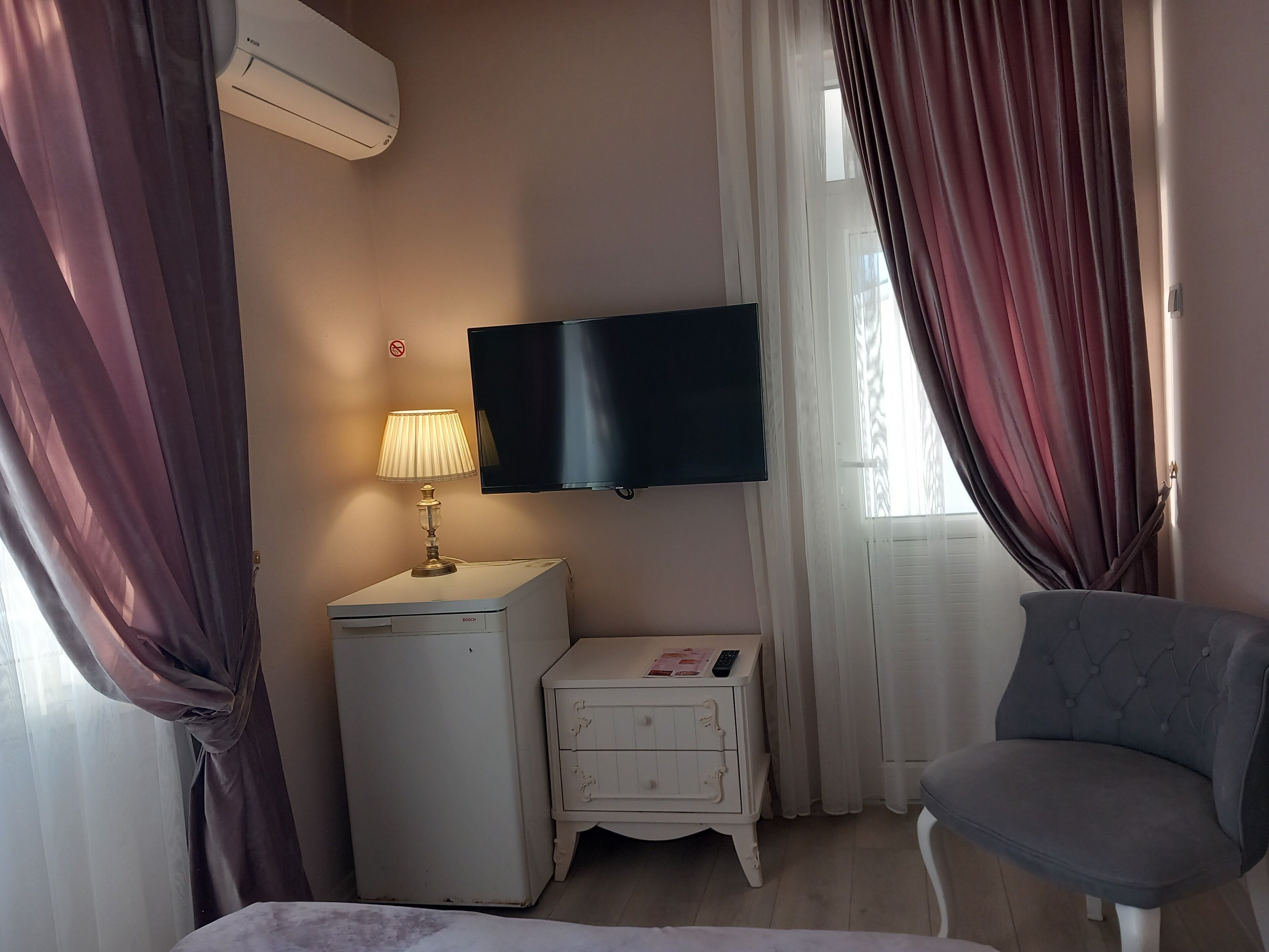 Wifi gratis y ropa de cama 