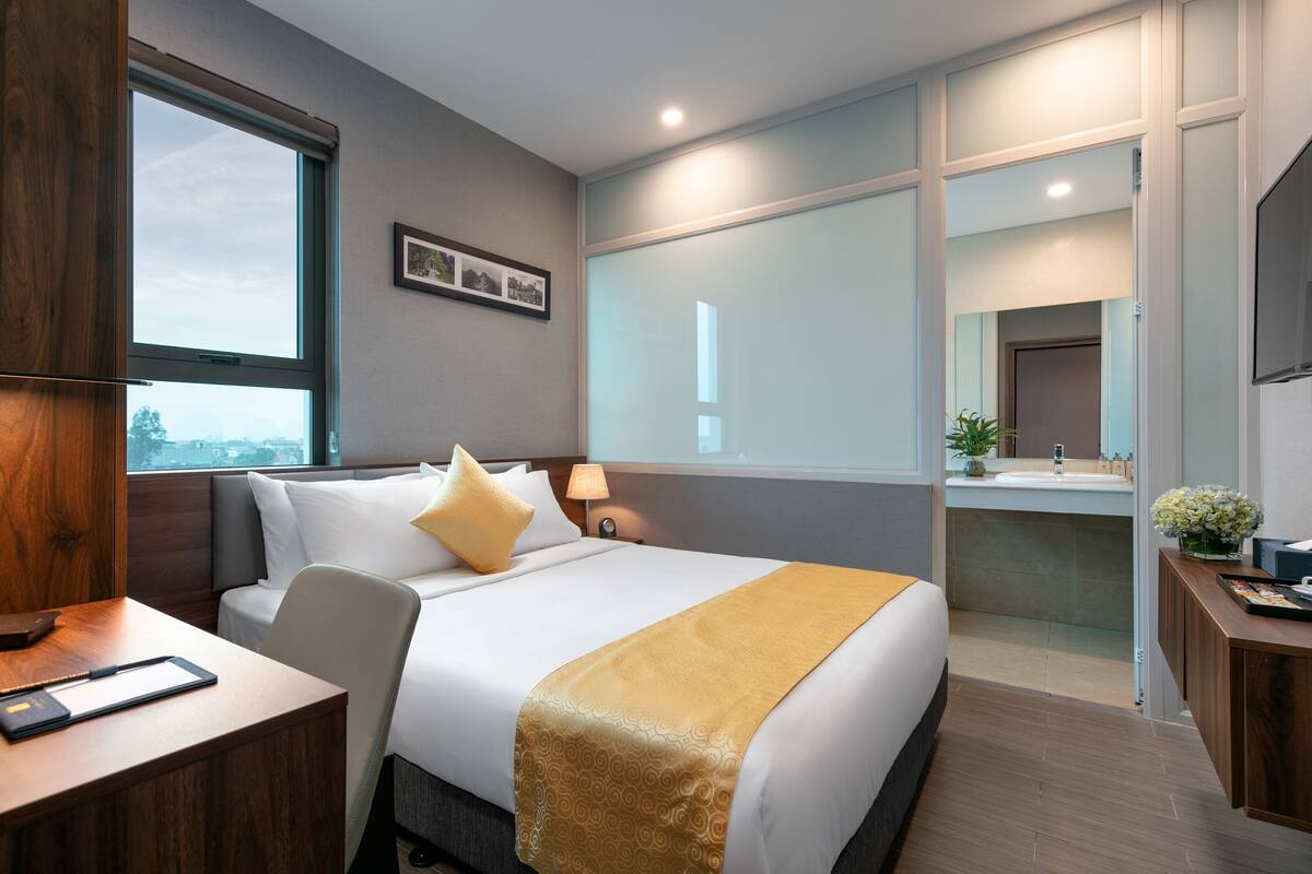 Basic Double Room