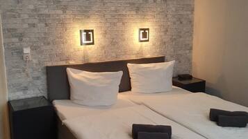 Double Room | 1 bedroom, desk, laptop workspace, free WiFi