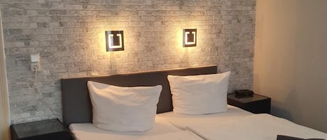 Double Room | 1 bedroom, desk, laptop workspace, free WiFi