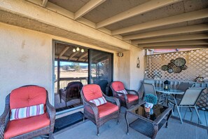 Outdoor dining - Condo on Golf Course: 2 Mi to Grindstone Lake! (Ruidoso)