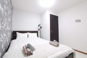 Apartment | 2 bedrooms, iron/ironing board, free WiFi - Ko's Apartment, Tatsumi West Station (Osaka)