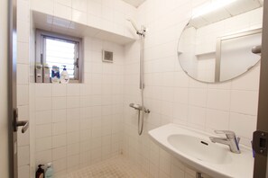 Departamento | Baño | Regadera, amenidades de baño gratuitas, secadora de cabello 