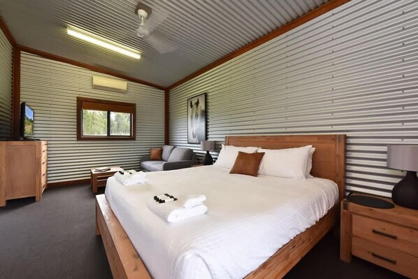4 dormitorios, tabla de planchar con plancha, wifi y ropa de cama
