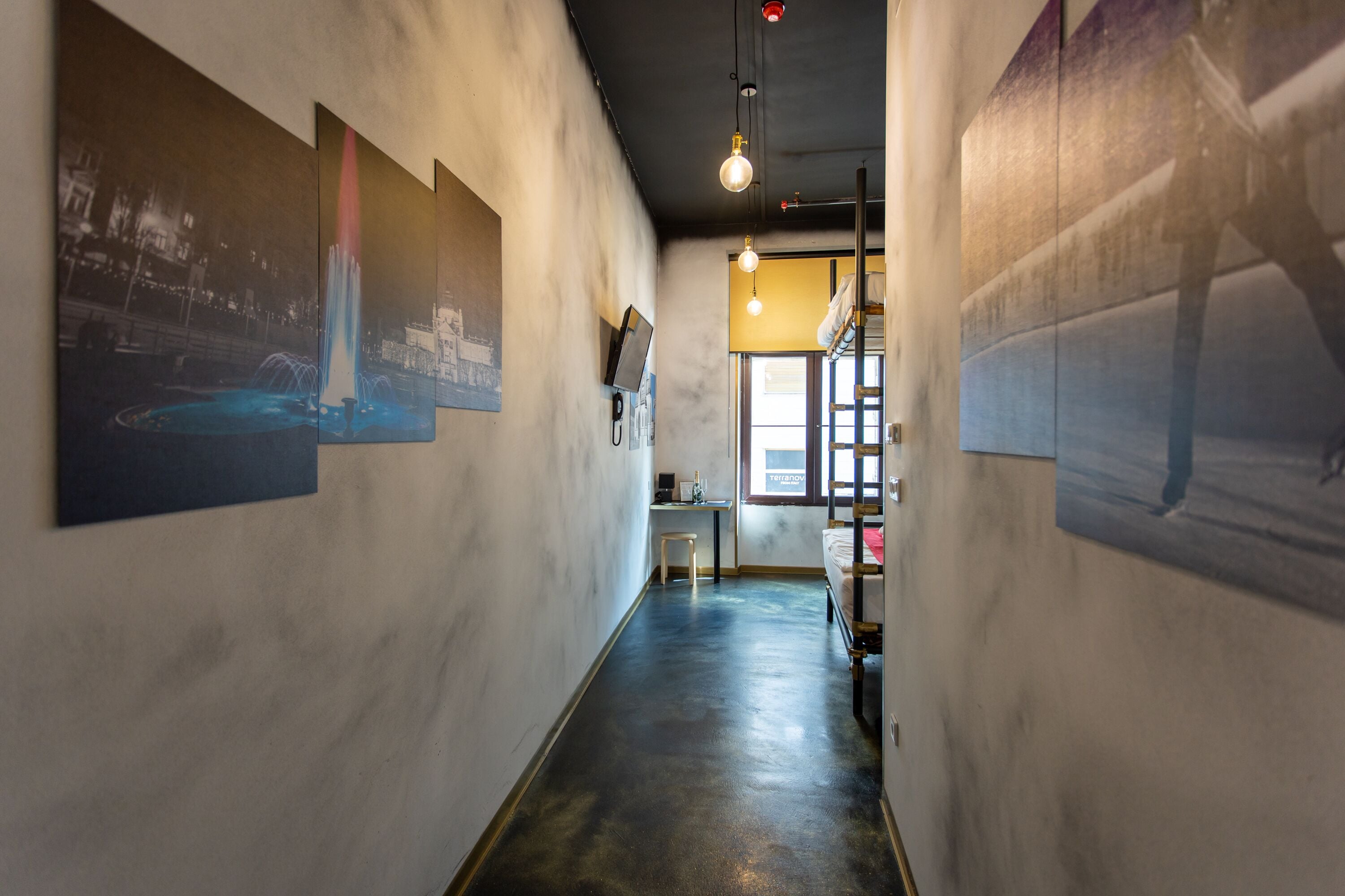 grahor & klein room, main street view | 1 bedroom, in-room safe, desk, iron/ironing board