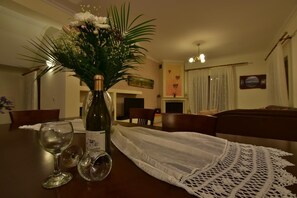 Villa, 4 Bedrooms | Living area - Flisvos Villa (Kantanos-Selino)
