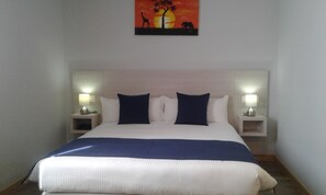 Chambre Standard | Minibar, rideaux occultants, Wi-Fi gratuit, draps fournis