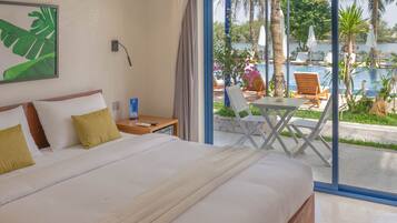 Deluxe Double Room Pool View | Hypo-allergenic bedding, minibar, in-room safe, free WiFi