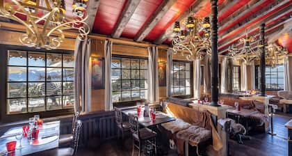 Le Coucou Hotel & Restaurant