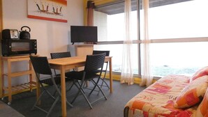Unclassified image, 4 of 9, button - Cozy studio for 4 with terrace in Saint-Lary-Soulan (Saint-Lary-Soulan)