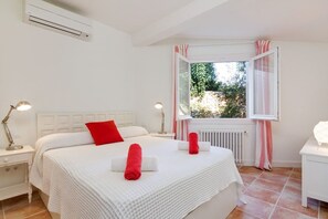 3 habitaciones, tabla de planchar con plancha y wifi gratis 