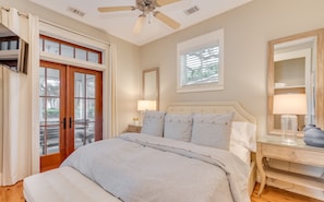 4 bedrooms, desk, iron/ironing board, travel crib