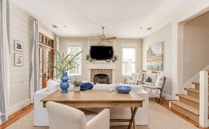 Smart TV, fireplace, offices