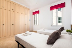 4 chambres, fer et planche à repasser, Wi-Fi gratuit, draps fournis