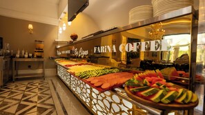 Tägliches inbegriffenes Frühstücksbuffet