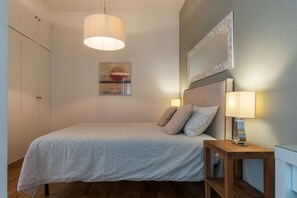 3 bedrooms, iron/ironing board, WiFi