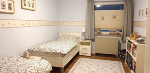 3 Schlafzimmer, Reisekinderbett, WLAN, BettwÀsche