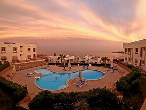 Outdoor pool - Sea view apartment in a snorkel and diving site (Sharm El-Sheikh)