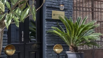 Fachada de la propiedad