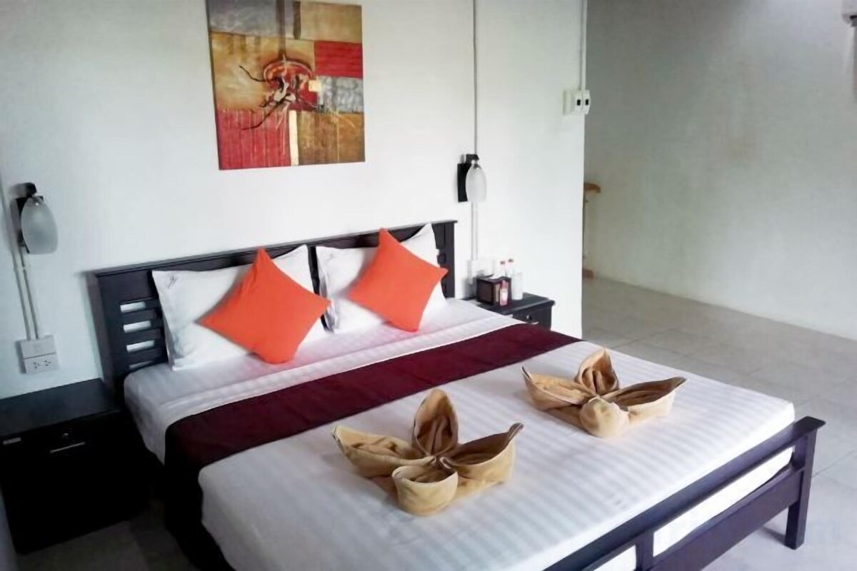 Family Room With Garden View Deluxe Room