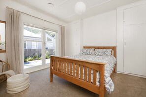 Interior - Villa Maitai - Central Nelson Holiday Home (Maitai)