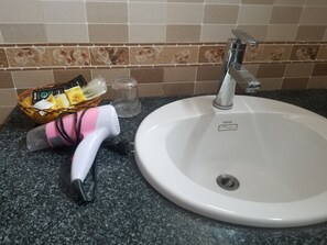 Ducha y cabezal de ducha con hidromasaje