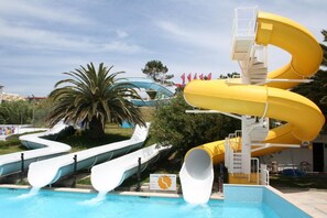 Pool - Sea View Apartment, by Rent4All (Figueira da Foz)