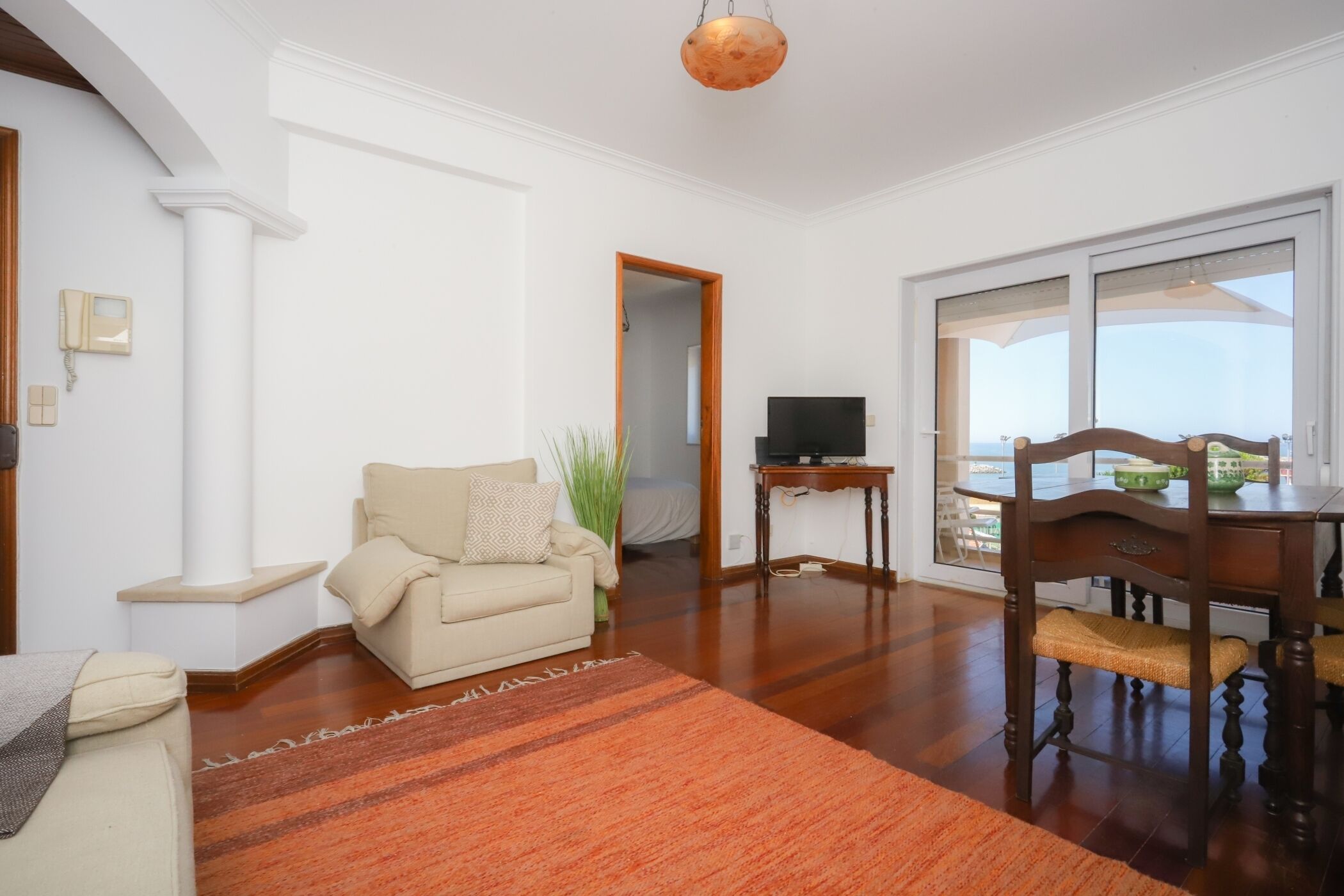 Sea View Apartment, By Rent4all - Figueira da Foz