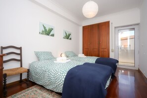 2 Schlafzimmer, Bügeleisen/Bügelbrett, Internetzugang, Bettwäsche
