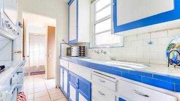 Ferienhaus (2051) | Eigene KĂŒche | KĂŒhlschrank, Wasserkocher mit Kaffee-/Teezubehör, Toaster, Hochstuhl