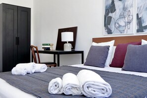 3 habitaciones, tabla de planchar con plancha y wifi gratis 