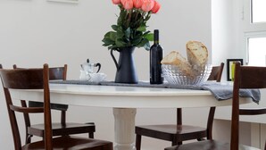 Apartment, 3 Bedrooms | In-room dining - Monti Central Apartment (Rome)