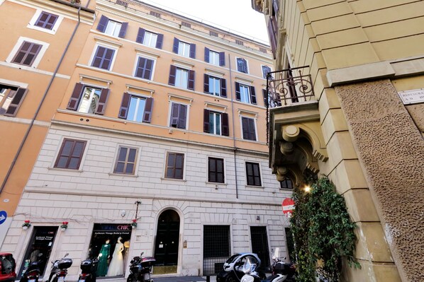 Facciata della struttura