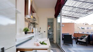 Unclassified image, 4 of 61, button - Repubblica Apartments (Rome)