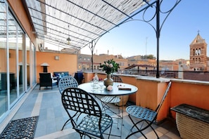 Studio (Tino) | Terrace/patio - Repubblica Apartments (Rome)