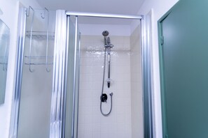 Apartment, 1 Bedroom | Bathroom shower - Terrazza Spinola (Cefalù)