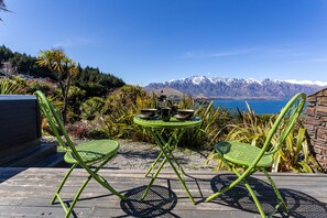 Villa (2 Bedrooms) | Balcony