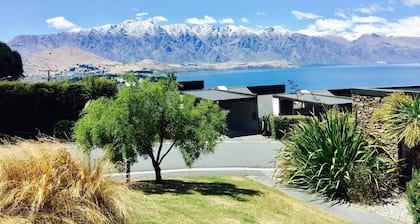 Distinctive Adjacent Two Lake View Townhouses