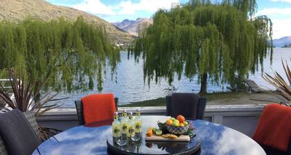 Lake Edge Family Cottage Panoramic View