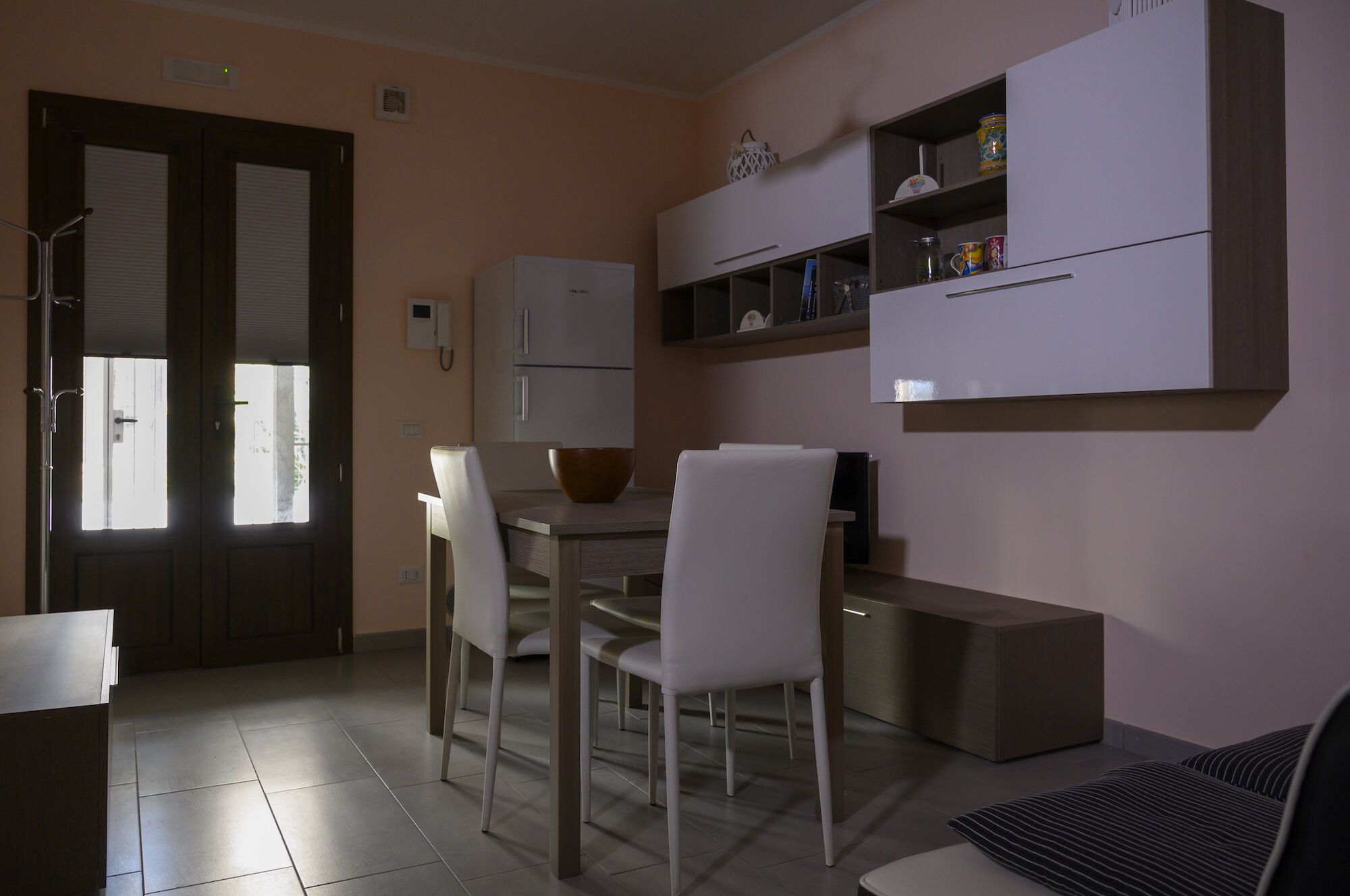 Apartamento, 1 habitación, terraza | Servicio de comidas en la habitación
