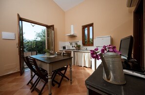Apartment (La Carbonaia - Bilo 3 Adults) | Private kitchen - Villa Palamara 1868 (Cefalù)