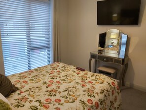 Standard Double Room, 1 Bedroom | Desk, free WiFi - Ayala (Portstewart)
