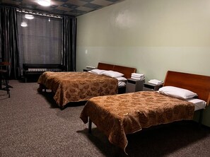 高級三人房 | 高級寢具、羽絨被、Select Comfort 床墊、免費無線上網
