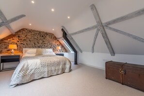 2 bedrooms, hypo-allergenic bedding, iron/ironing board, internet - Wheelwrights, Sustead, Norfolk (Sustead)