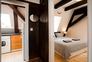 1 bedroom, iron/ironing board, travel crib, WiFi